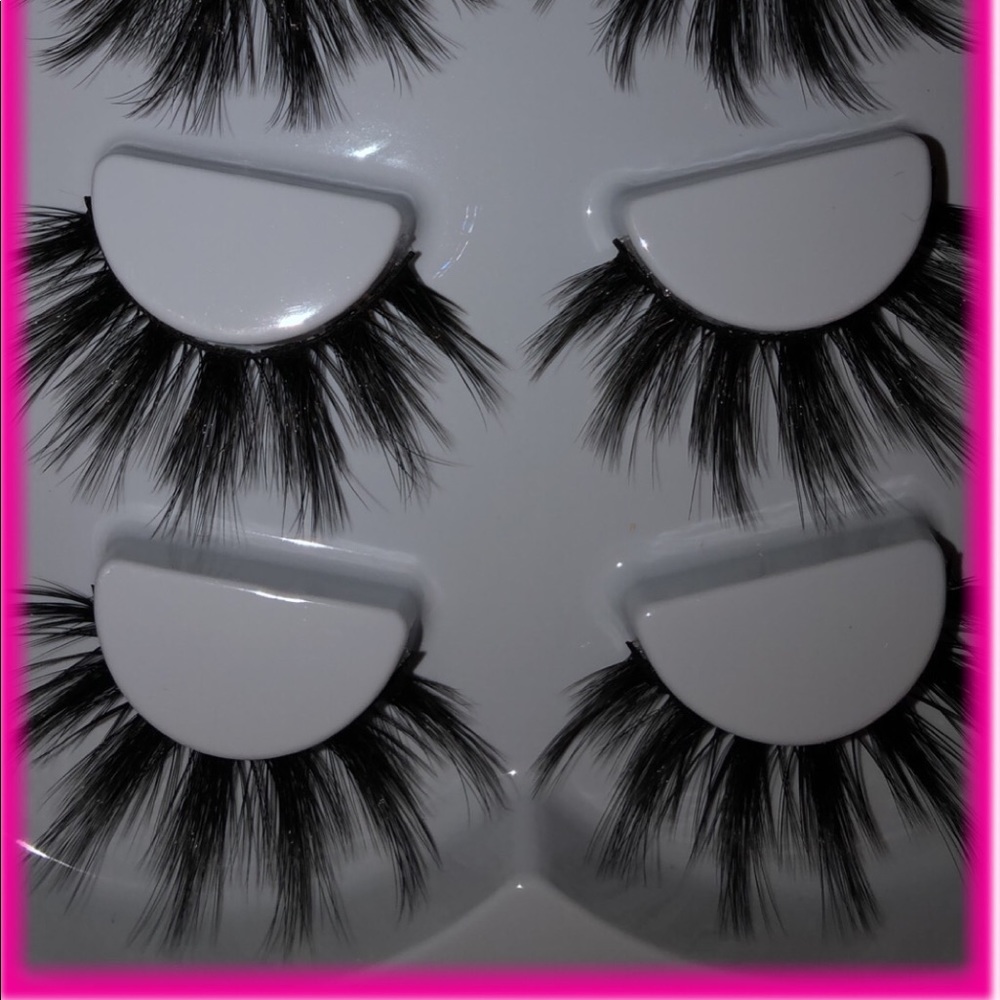 “CHARM” 3D LASHES 🔥 - Picture 4 of 4